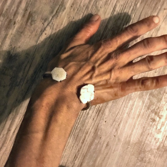 RARE Kendra Scott Bracelet - Picture 2 of 3